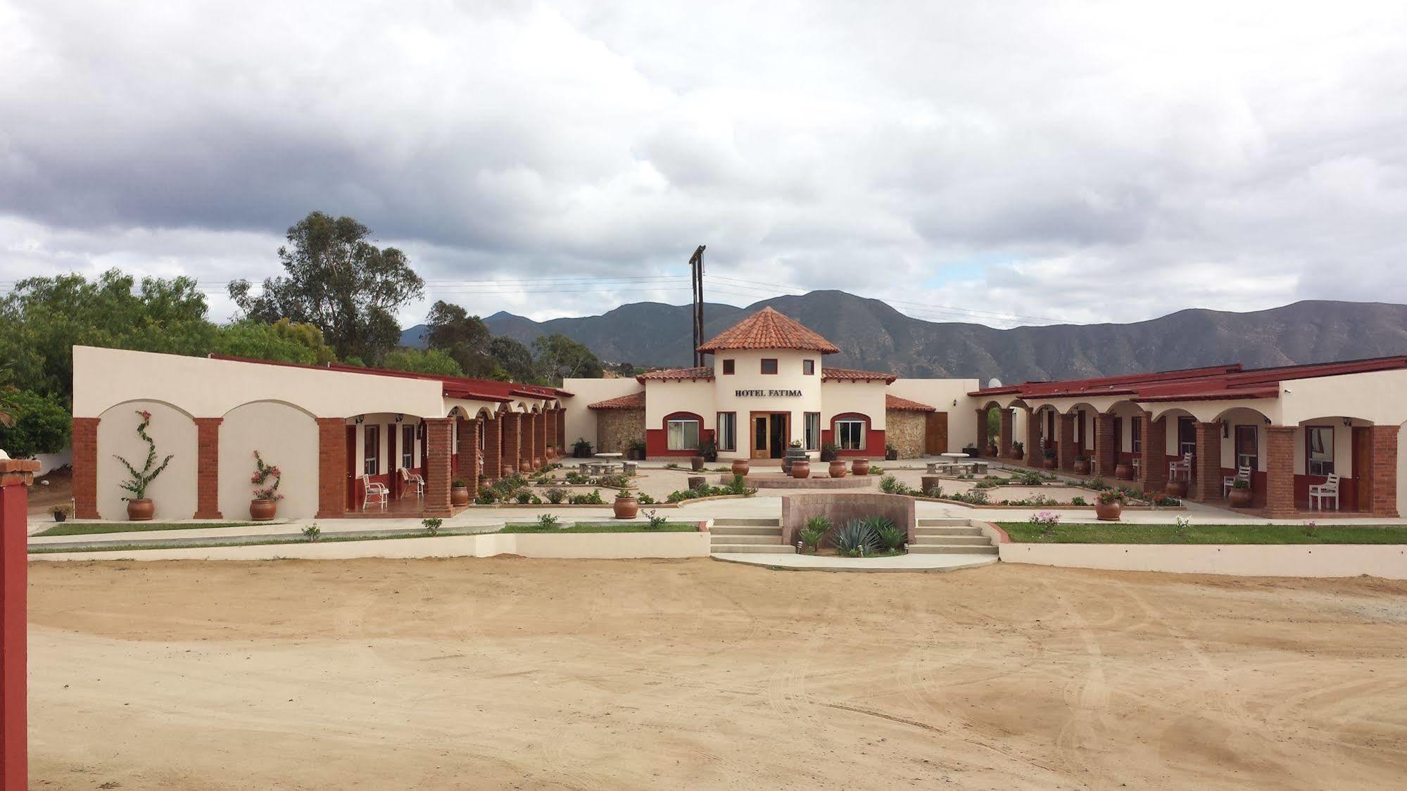 Hotel Plaza Fatima Valle de Guadalupe Exterior foto